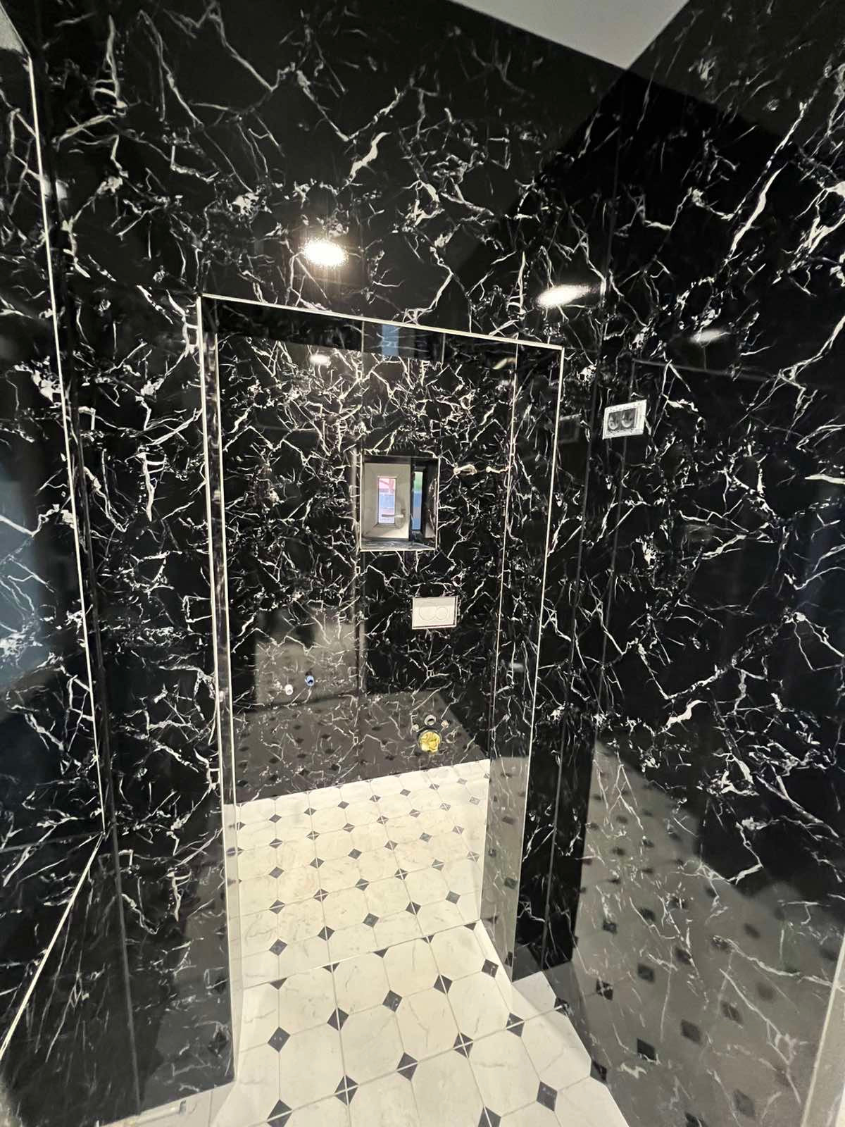 Crni Carrara Mramor Zidni Panel 260x122 cm